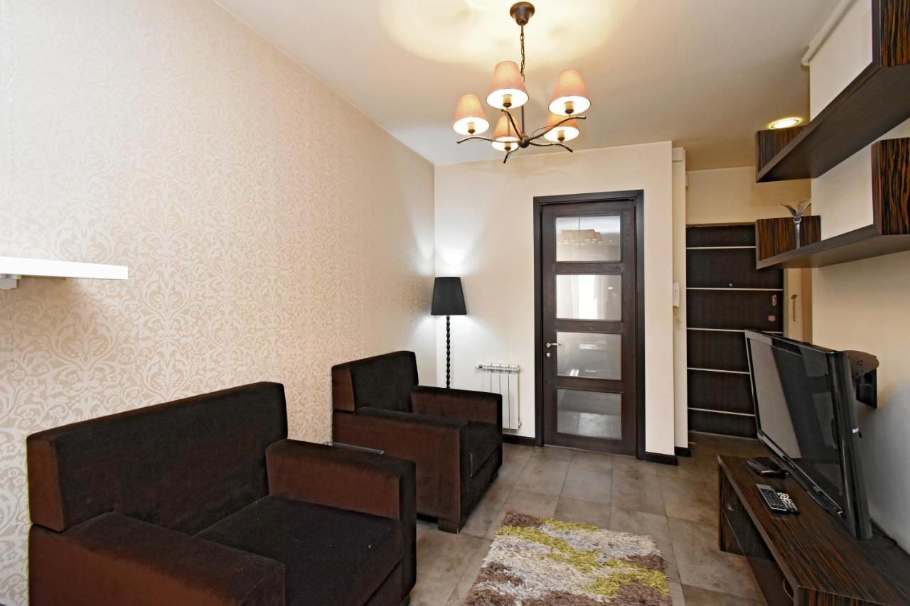 Galaxy Inn Luxury Hostel In Center Yerevan Exterior photo